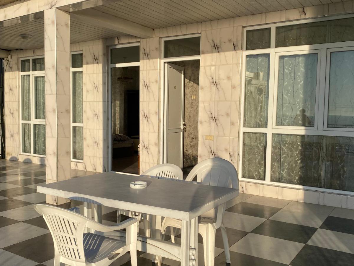 Merab House Batumi Exterior foto